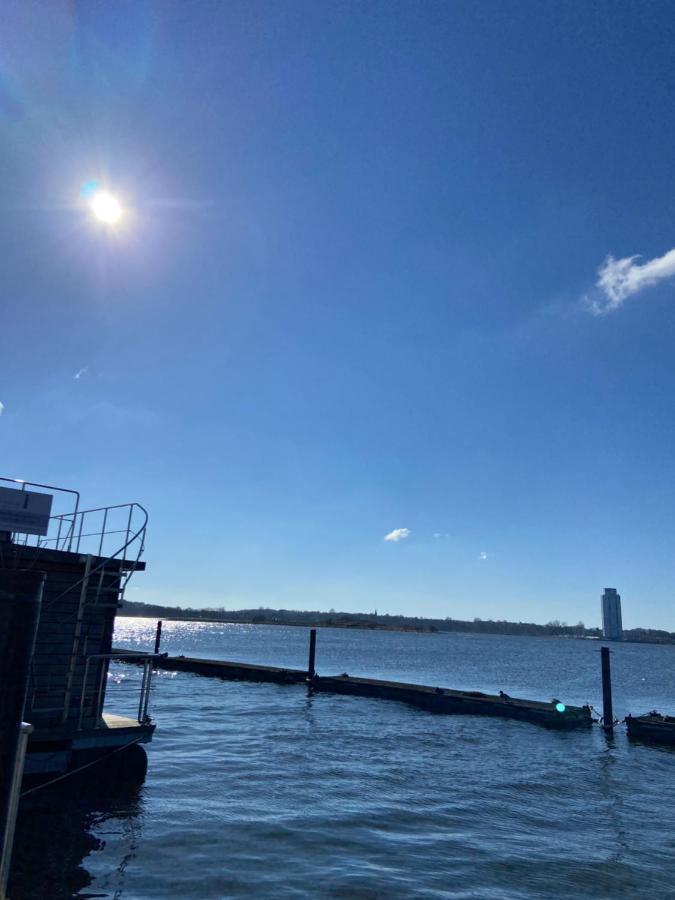 فندق Hausboot Fjord Claudia شلسفيغ المظهر الخارجي الصورة