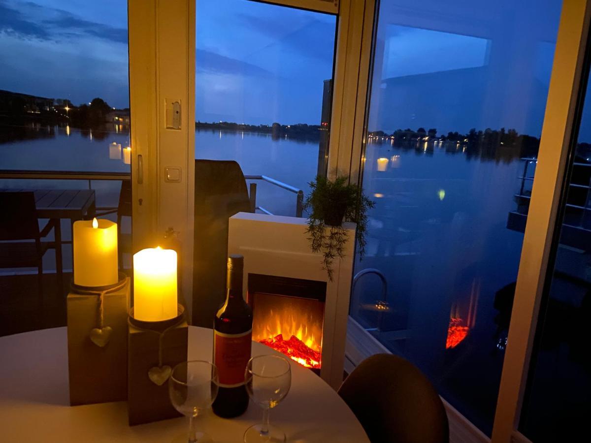 فندق Hausboot Fjord Claudia شلسفيغ المظهر الخارجي الصورة